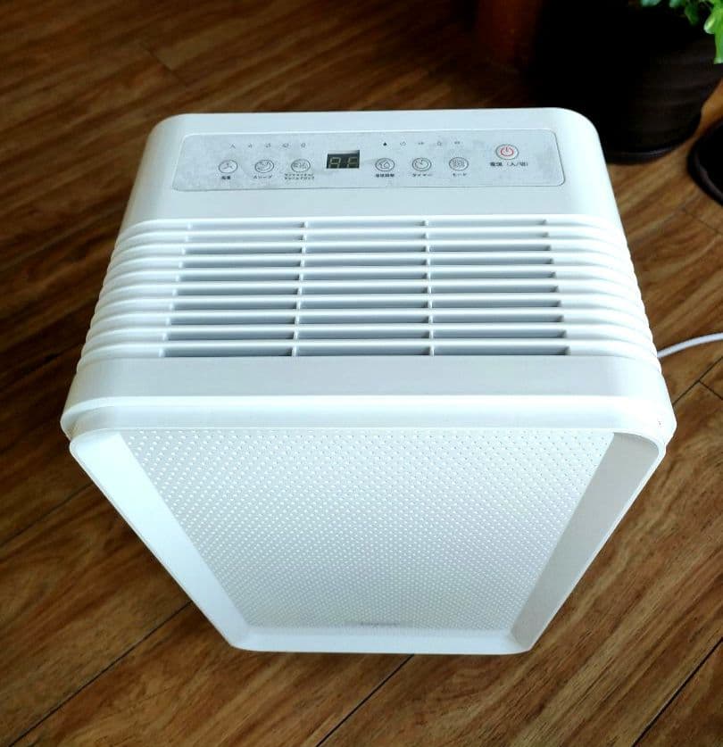 bianca コンプレッサー式除湿機 GBT-28300 ホワイト　2021年製