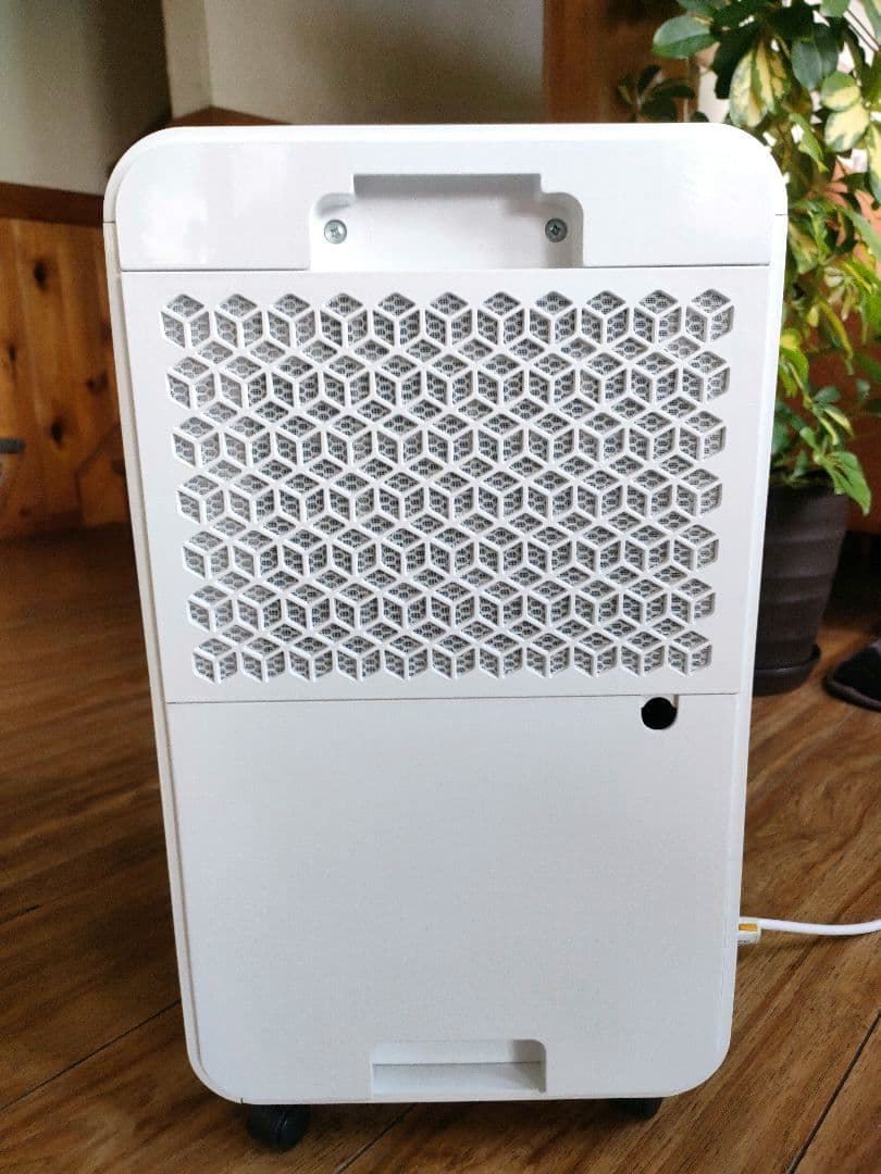 bianca コンプレッサー式除湿機 GBT-28300 ホワイト　2021年製