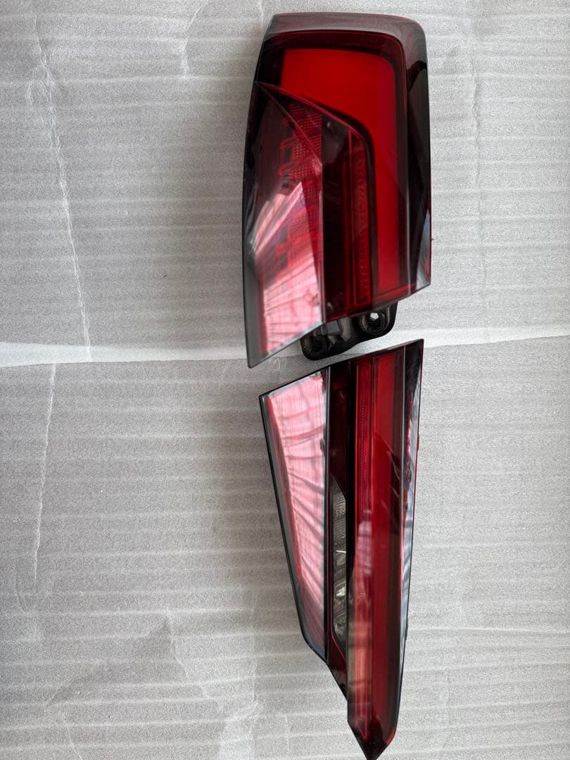Audi A5 S5 用 純正テールライト セット