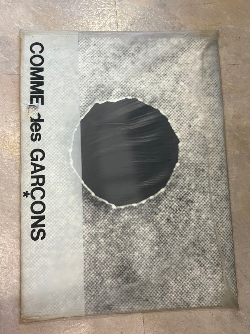 コムデギャルソン six ビジュアルマガジン