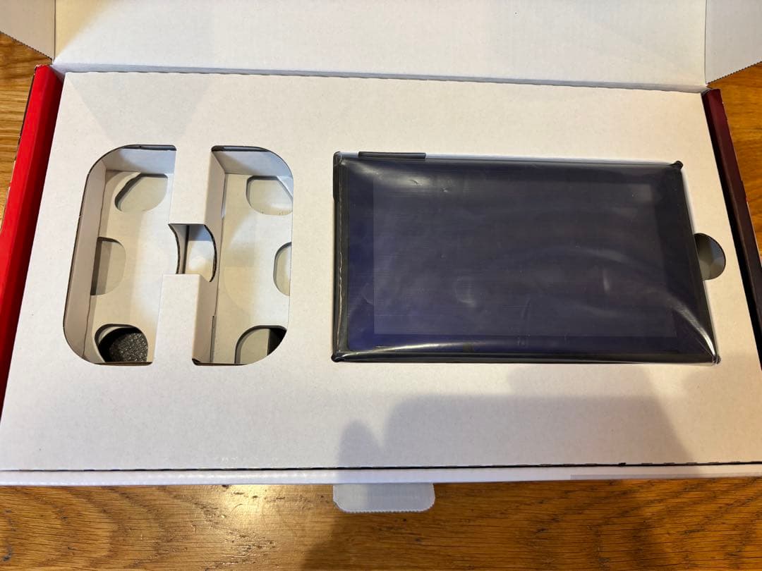 (箱あり)Nintendo Switch本体セット(コントローラーなし)