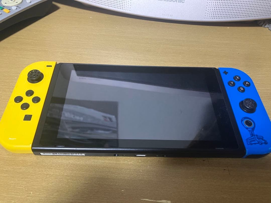 ジャンク品　部品取りなどにどうぞ Nintendo Switch