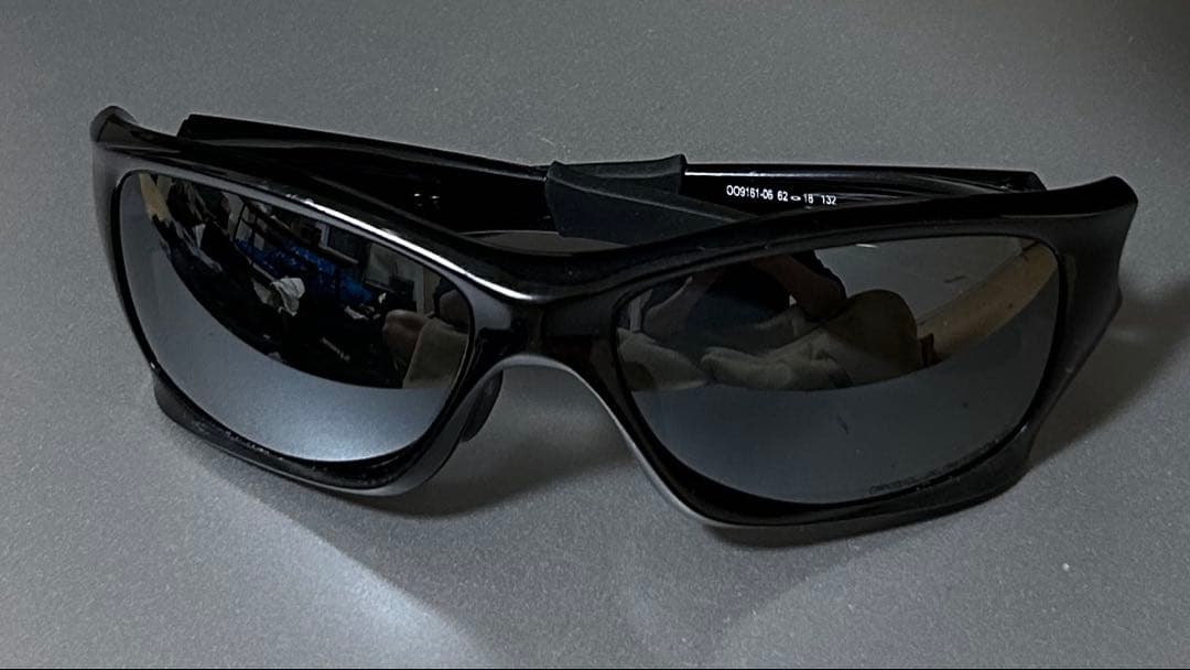 小物 oakley pit bull