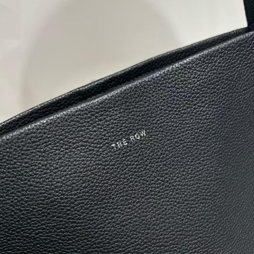 美品THE ROW ブラックレザートートバッグ