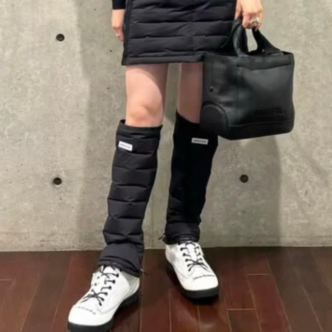 新品★黒 18,700円 BRIEFING ハイブリッドダウンレッグウォーマー