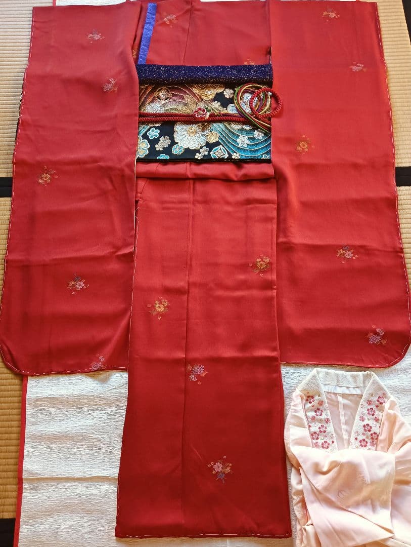 くるみ　トール　未着用振袖 フルセット　赤　無地　丈170 裄70　正絹