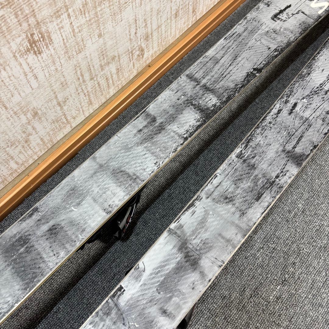 【送料無料】SALOMON カービングスキー