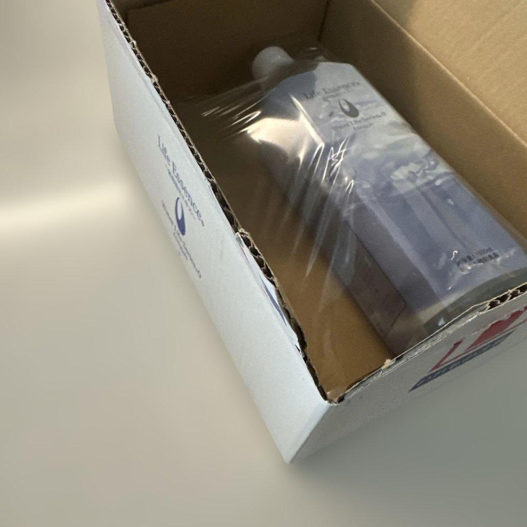 ポタポタクラブ　ミネラルLife Essence 1000ml