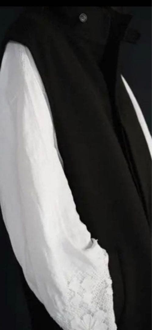 断捨離中【プロフ必読】poison クリスタセヤ　ベスト