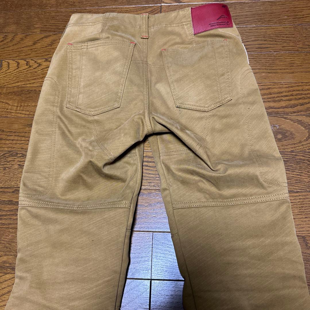 リンス　クシタニ　エクスパンドウィンドカットパンツ