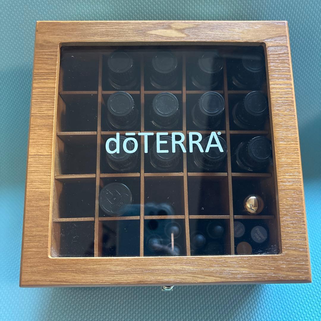 doTERRA エッセンシャルオイルセット 木製ボックス