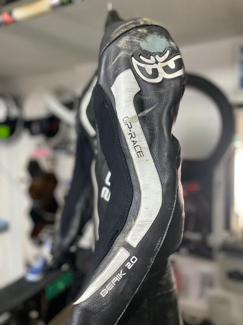 ベリック 20 G-PRACE革ツナギ サイズ50