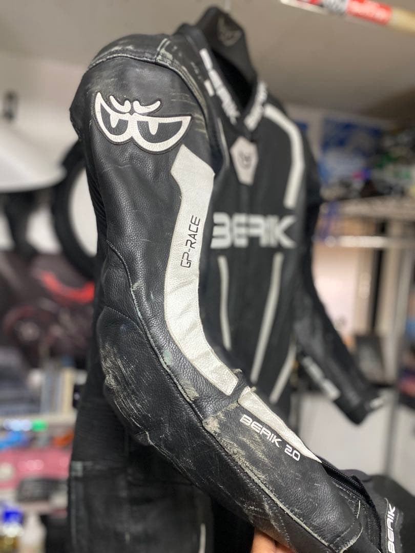 ベリック 20 G-PRACE革ツナギ サイズ50