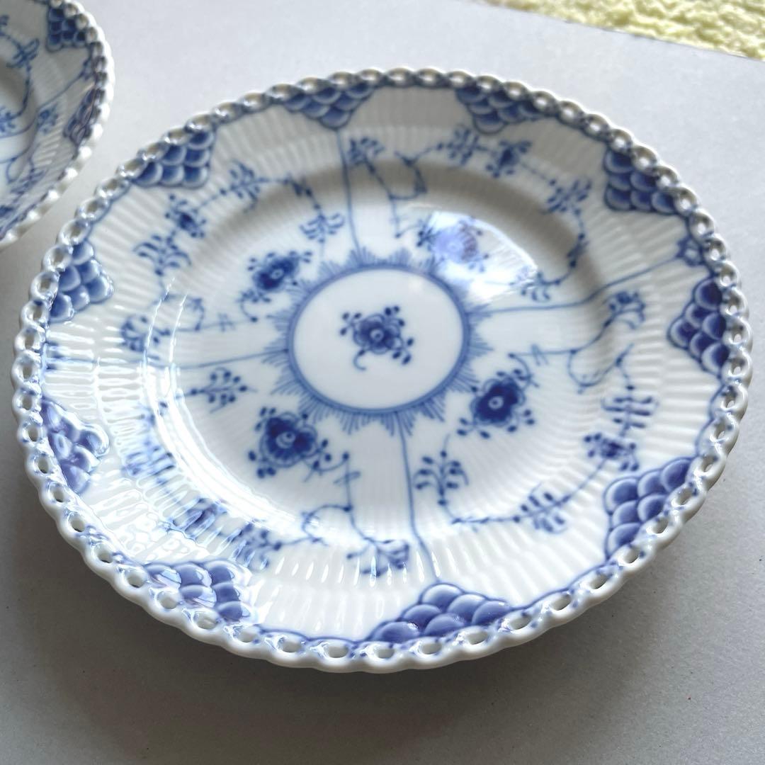 ロイヤルコペンハーゲン ブルーフルーテッド ハーフレース プレート 17cm