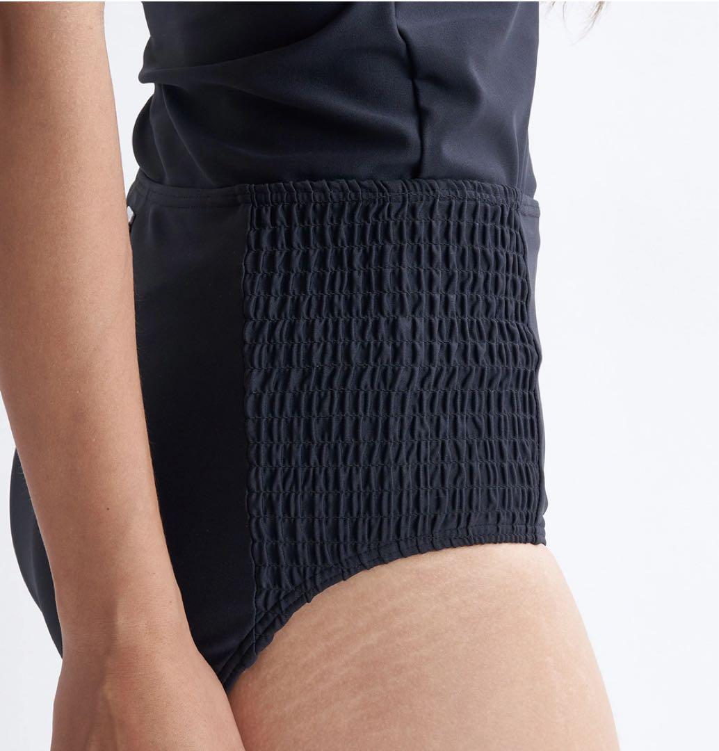 いわし様　新品 ロキシー Roxy タンキニ ビキニ シャーリングブラック L