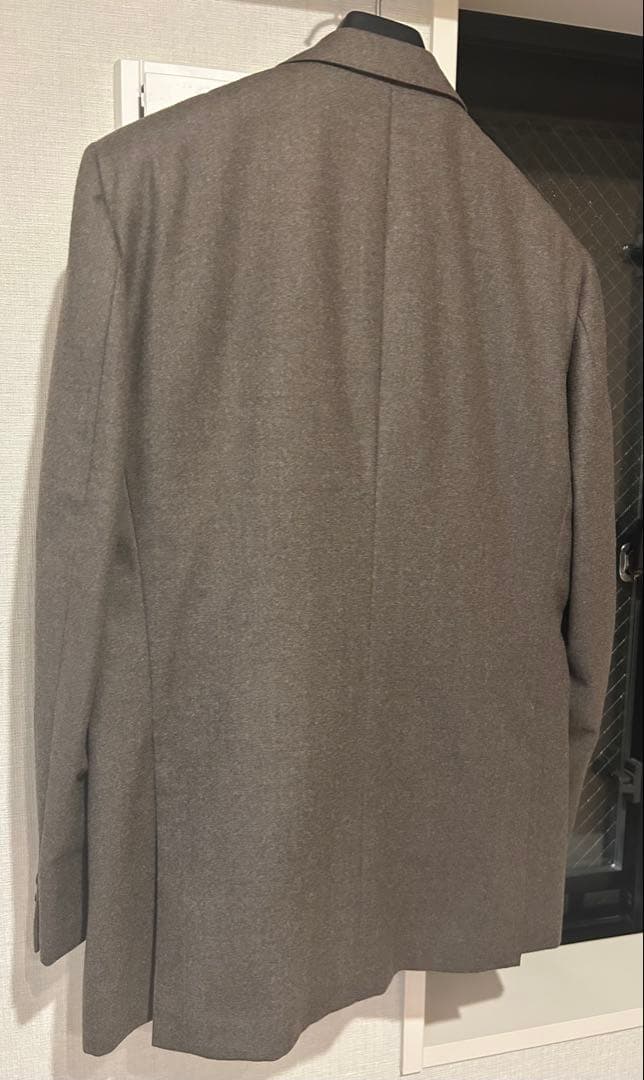 結婚式　スーツ　スリーピース