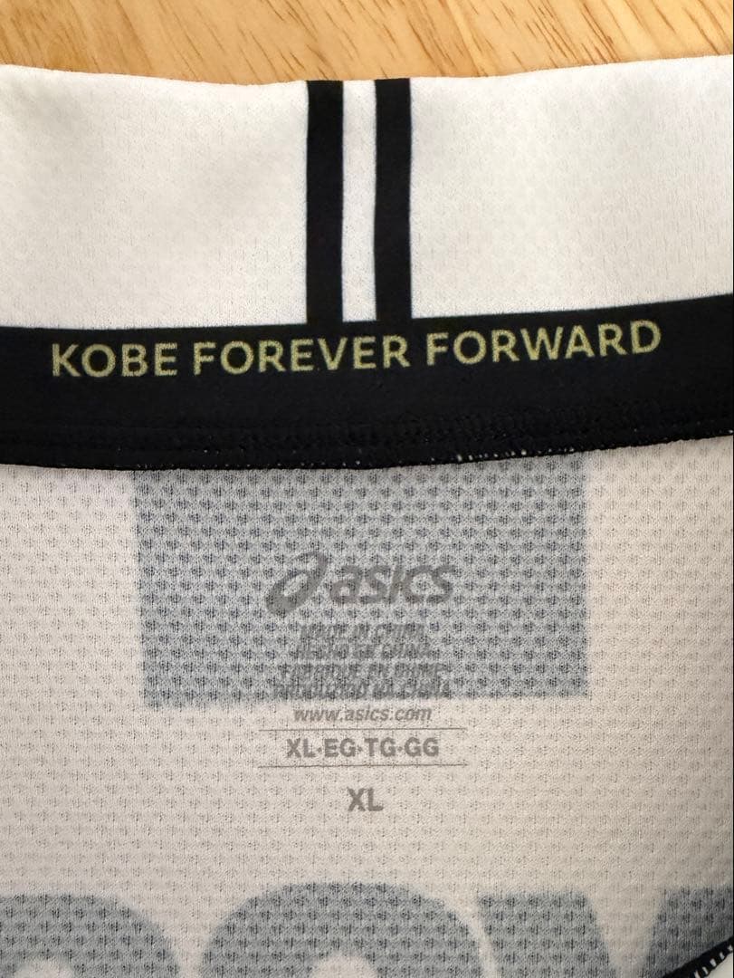 ヴィッセル神戸　30周年ユニフォーム