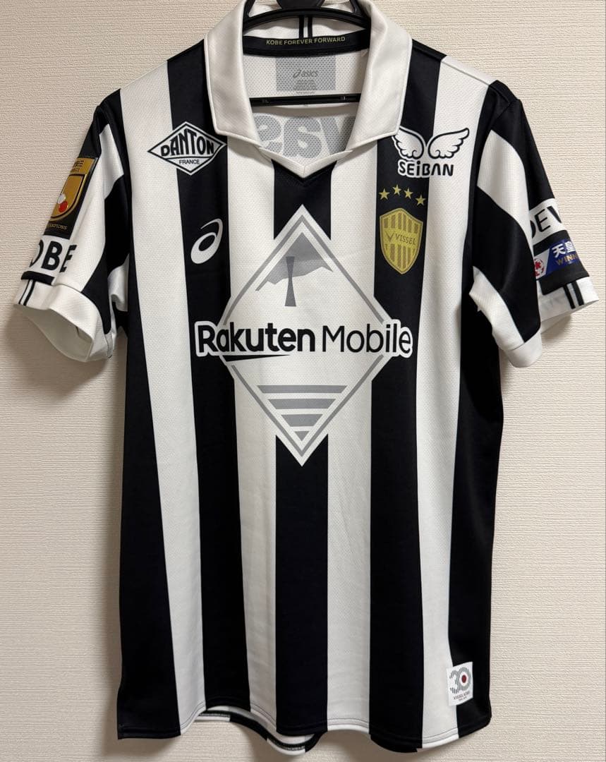 ヴィッセル神戸　30周年ユニフォーム