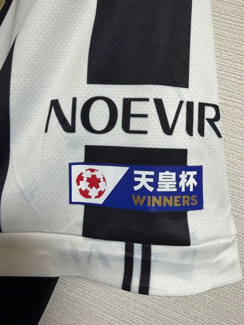 ヴィッセル神戸　30周年ユニフォーム