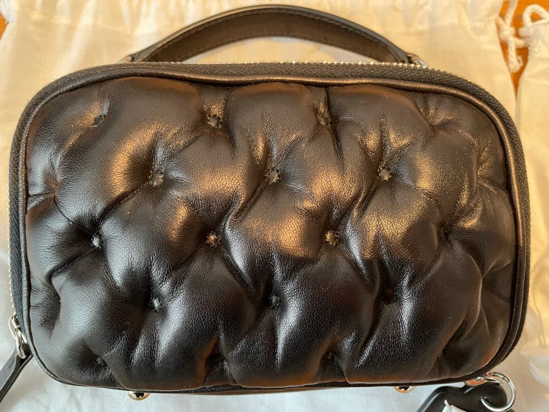 メゾンマルジェラ　グラムスラムglamslam エンブロイダリー