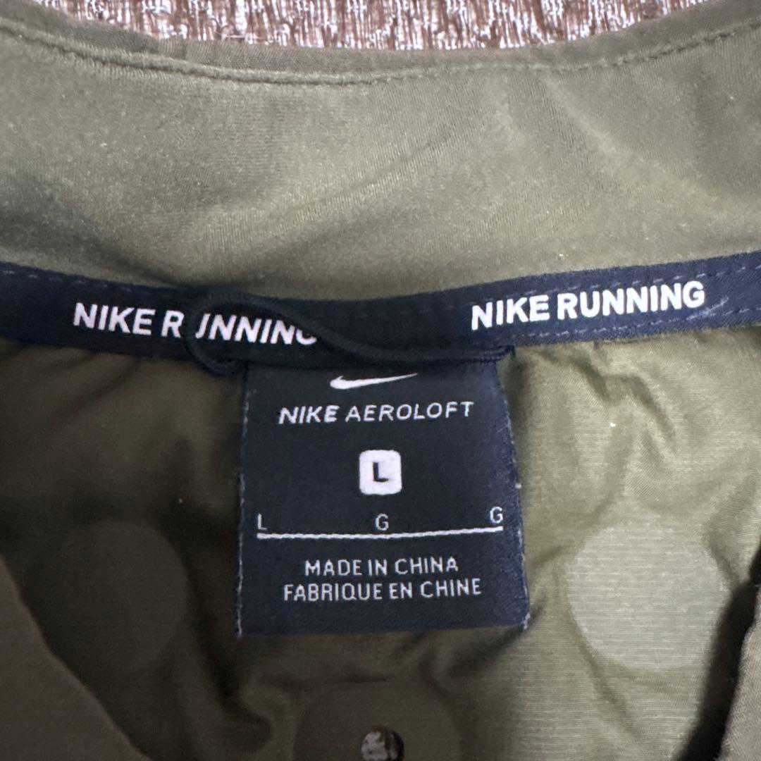 ナイキのエアロロフト ランニングベスト（ダウンベスト）と