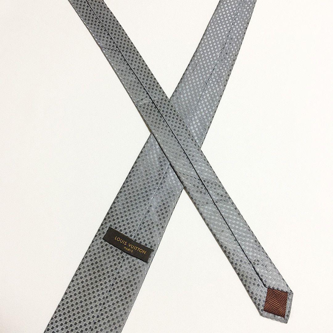 未使用級 ルイヴィトン Louis Vuitton ネクタイ グレー ダミエ