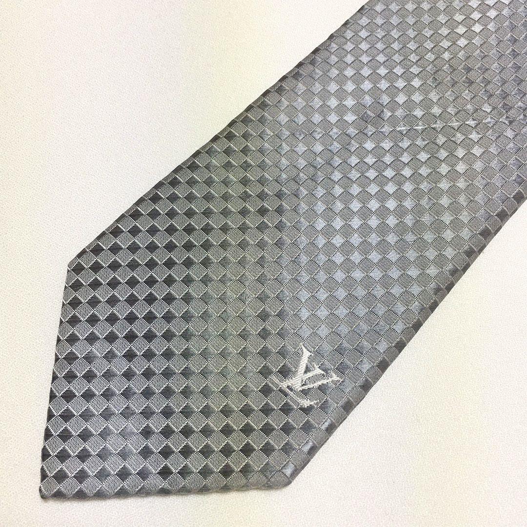 未使用級 ルイヴィトン Louis Vuitton ネクタイ グレー ダミエ
