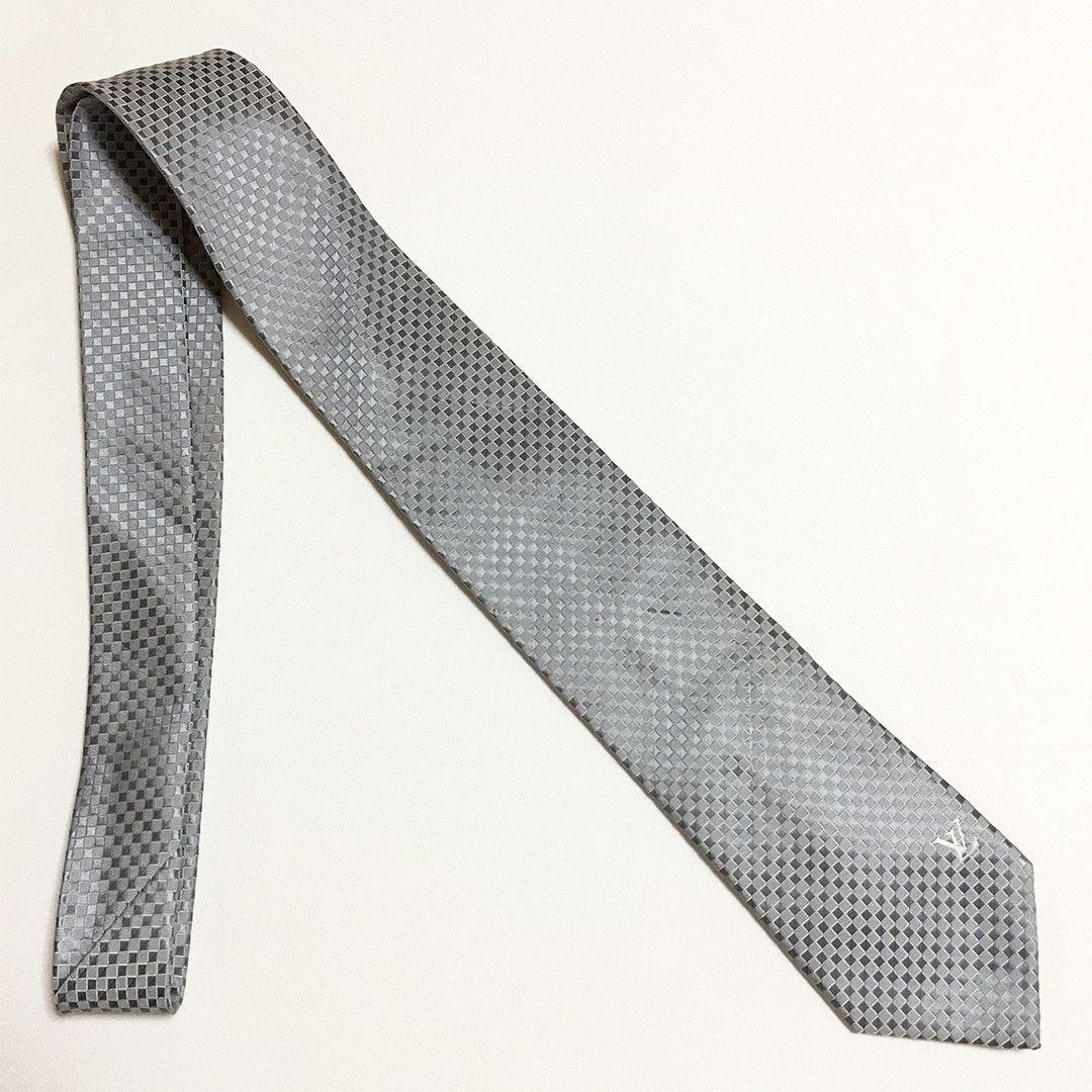 未使用級 ルイヴィトン Louis Vuitton ネクタイ グレー ダミエ