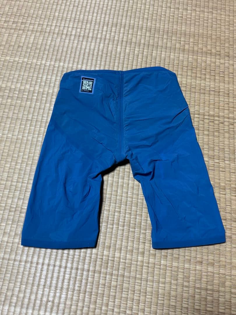 最新　アリーナ　高速水着　競泳水着　アクアフォースストーム MF L