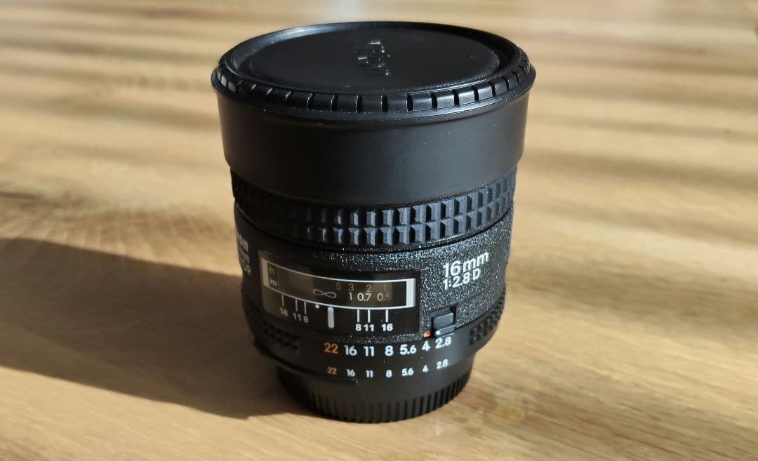 【美品】Nikon AF Fisheye Nikkor 16mm f/2.8D