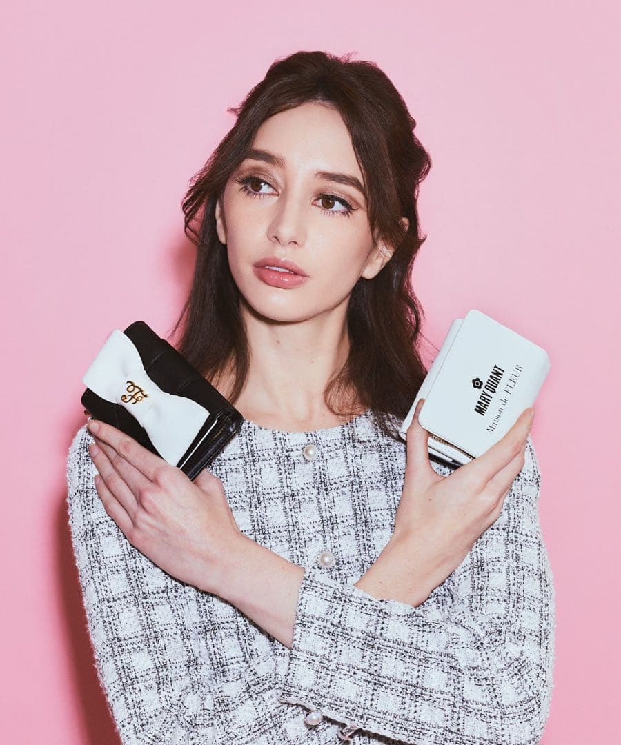 メゾンドフルールマリクワコラボ三つ折り財布