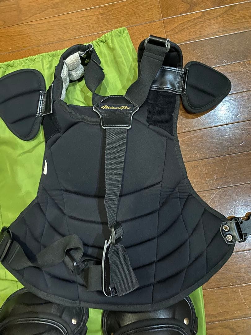野球　キャッチャー防具一式