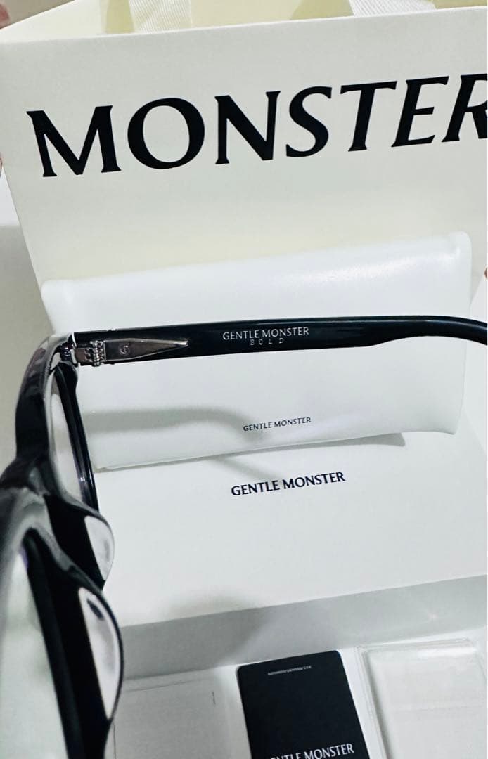 涙*う様 GENTLE MONSTER ジェントルモンスター OJO メガネ