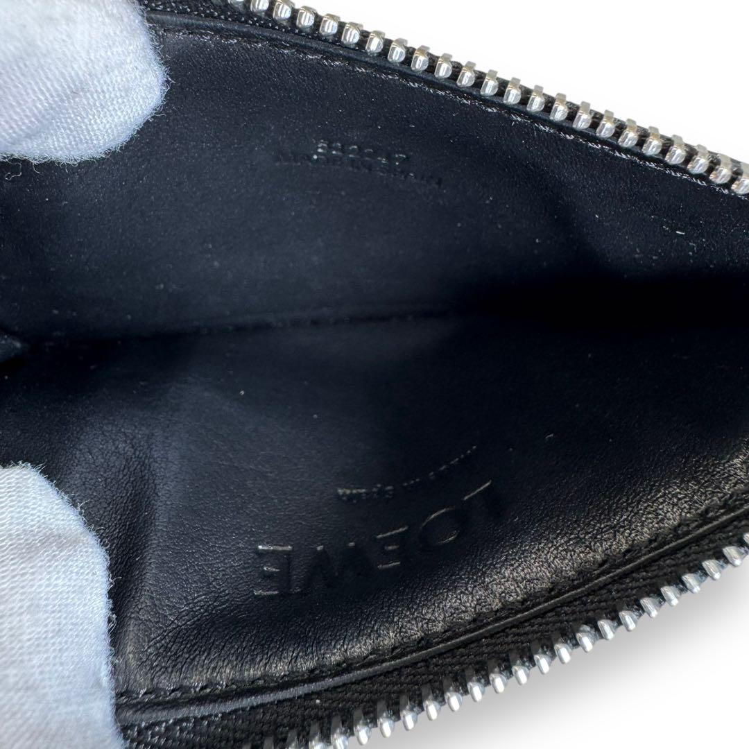 極美品■ロエベ アナグラム型押し コンパクトウォレット カードケース 黒 箱付き