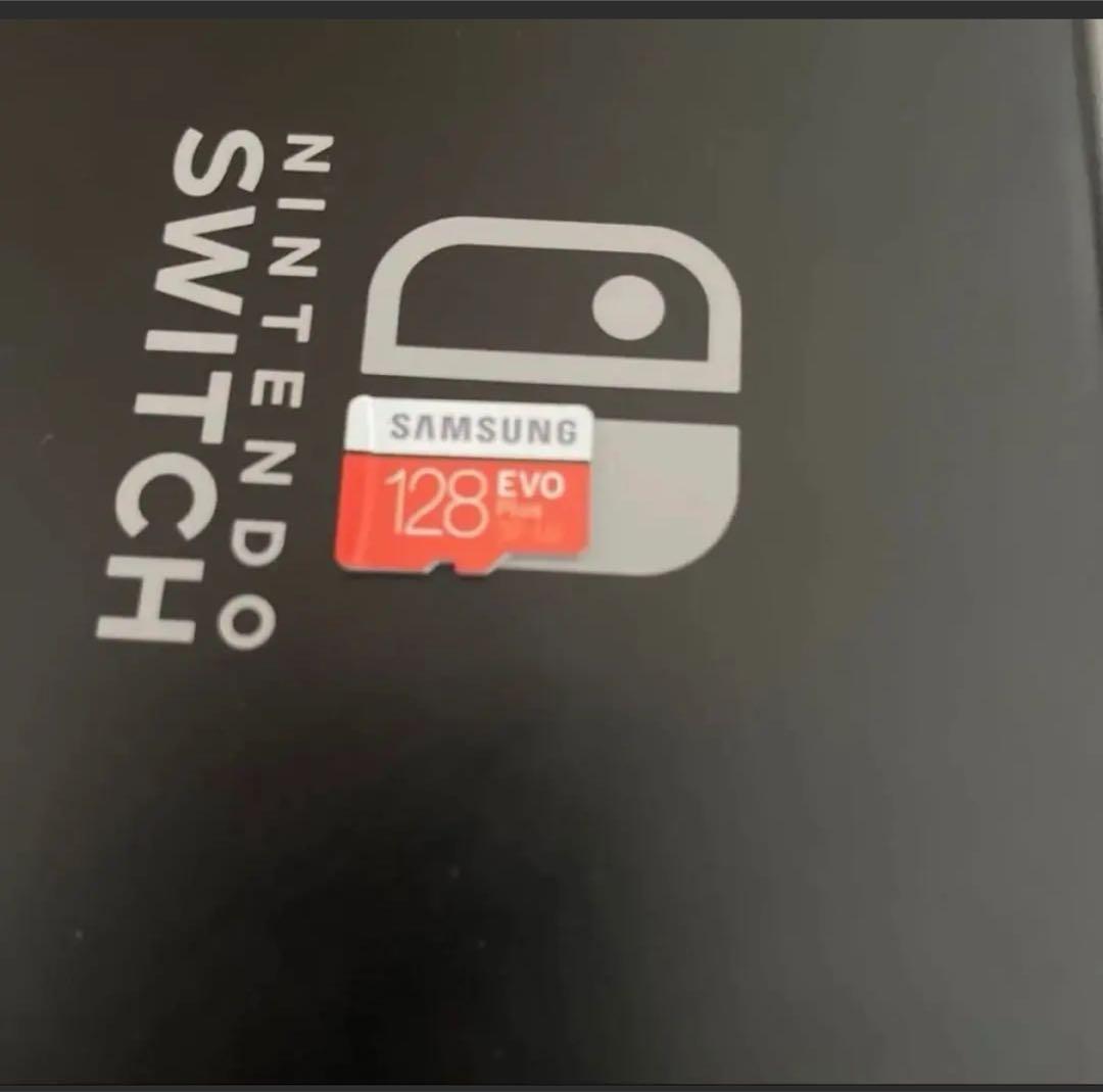 【ソフト付】Nintendo Switch　SDカード128GB 新型モデル