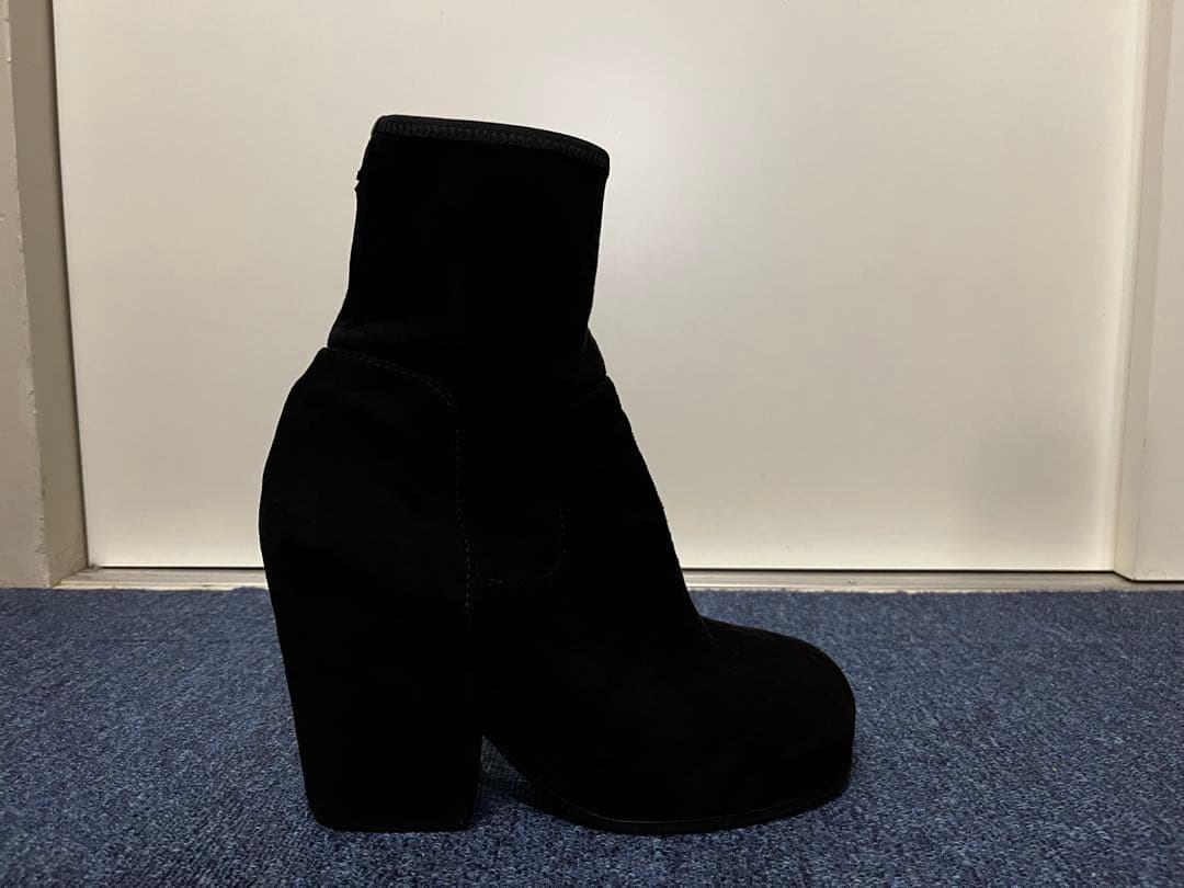 ランダムアイデンティティーズRandom Identities 黒 ヒールブーツ