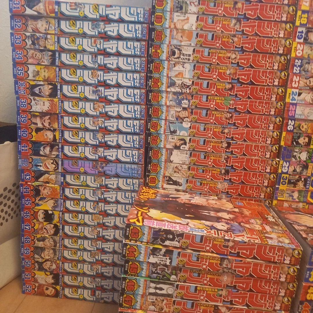 週刊少年ジャンプ　2016年43巻～2021年15巻　230冊以上