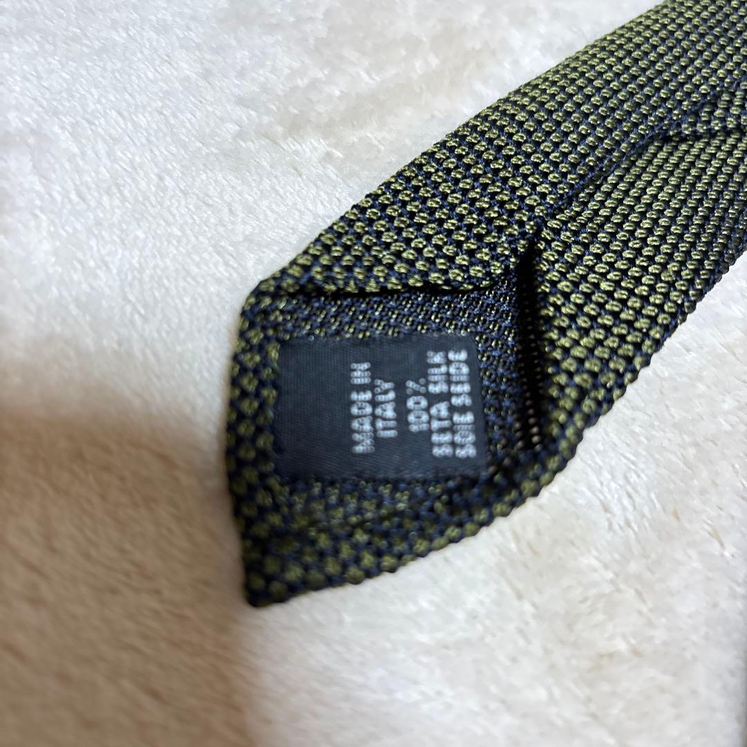 Atto Vannucci セッテピェゲグリーンとブラック　ネクタイ