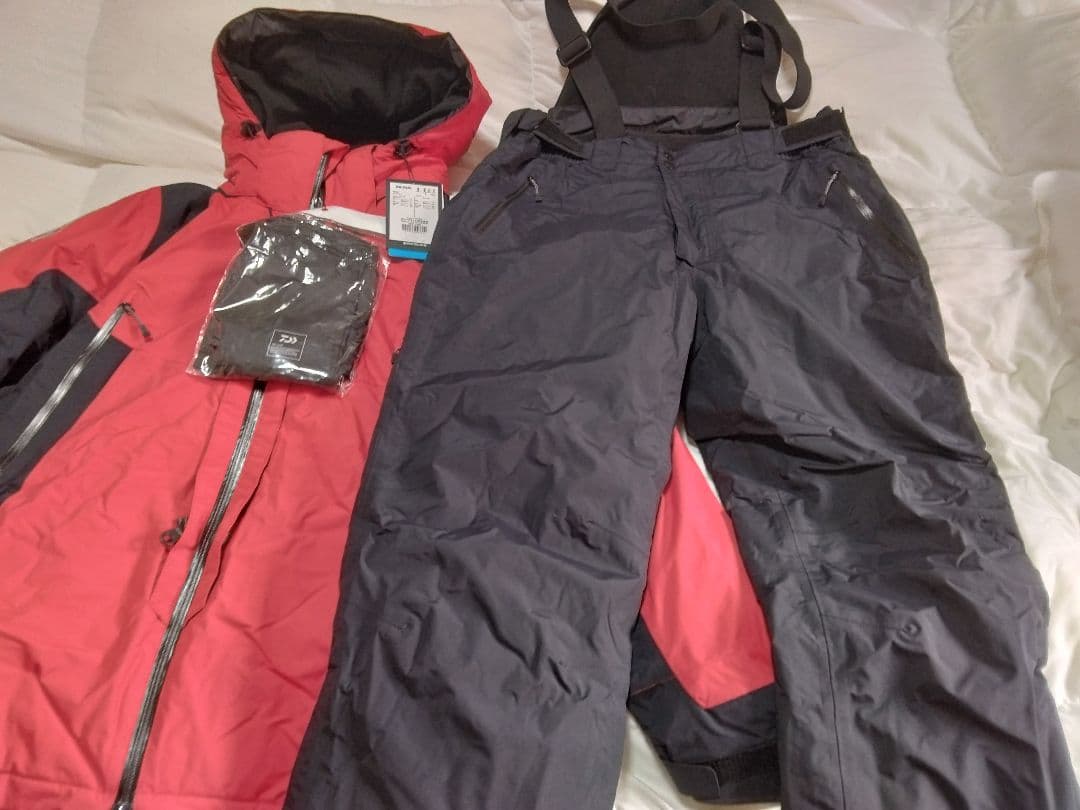 ダイワ防寒着レインマックスRハイパーコンビアップハイロフトウィンタースーツ