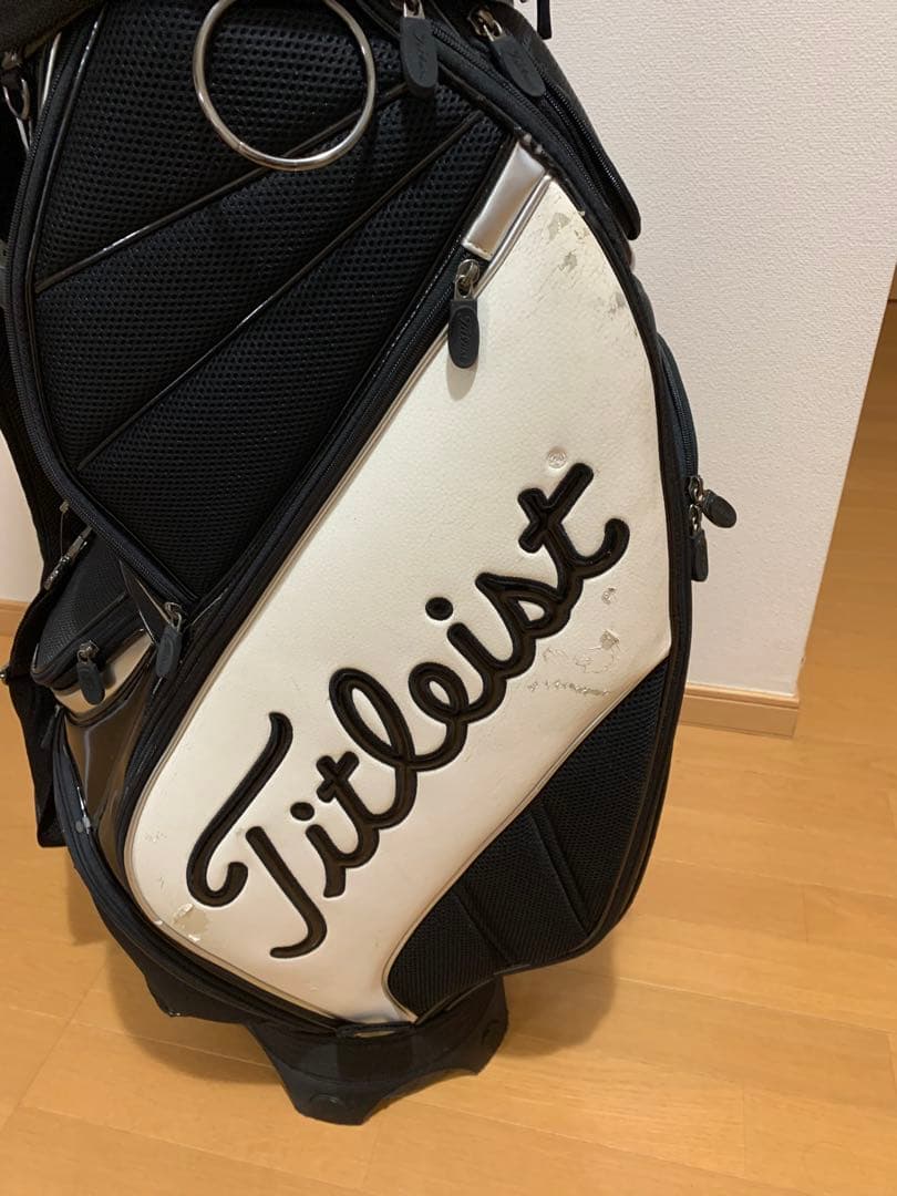 Titleist キャディバッグ 黒/白 ロゴ入り