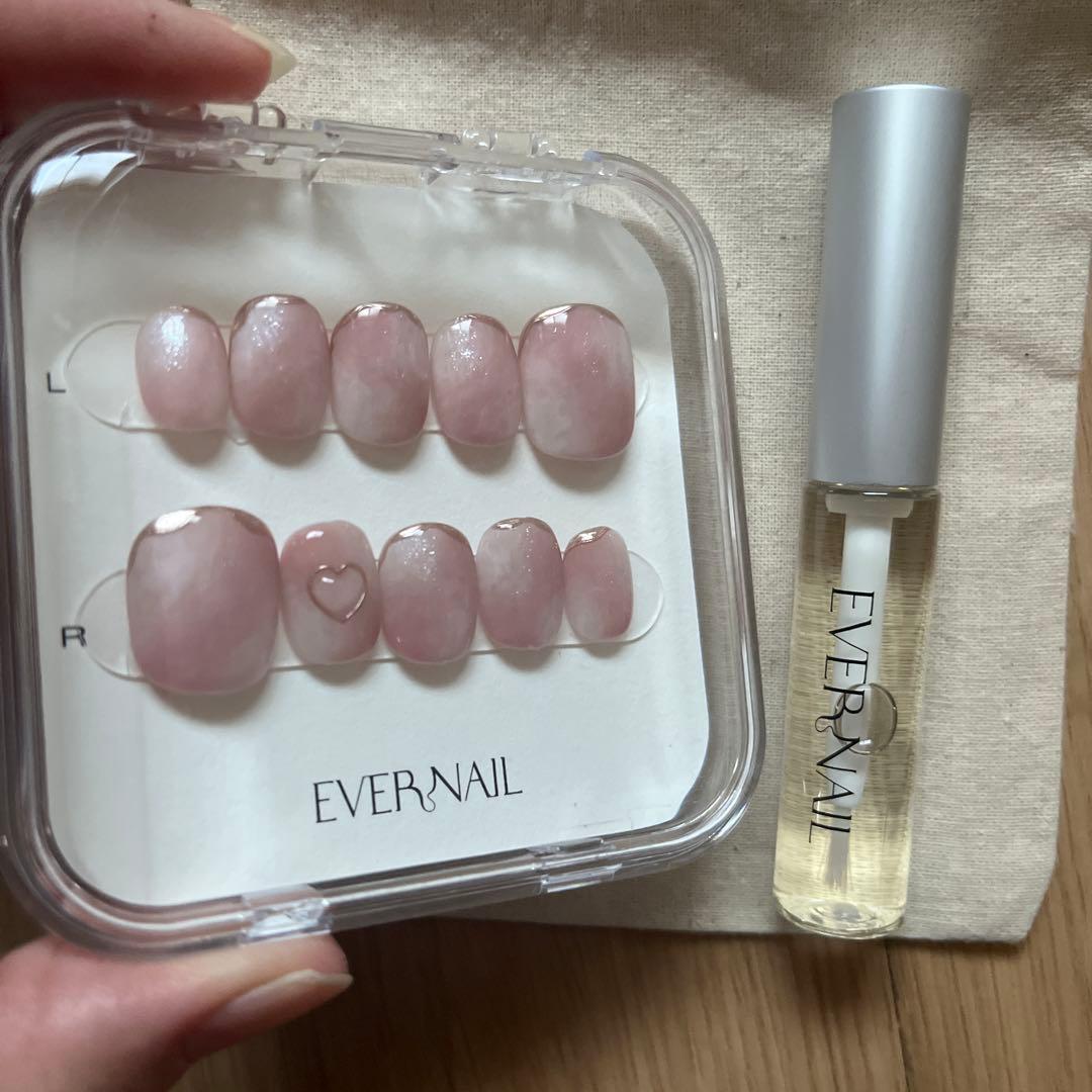 ever nail バレンタイン限定　ショートラウンド　新品　エバーネイル