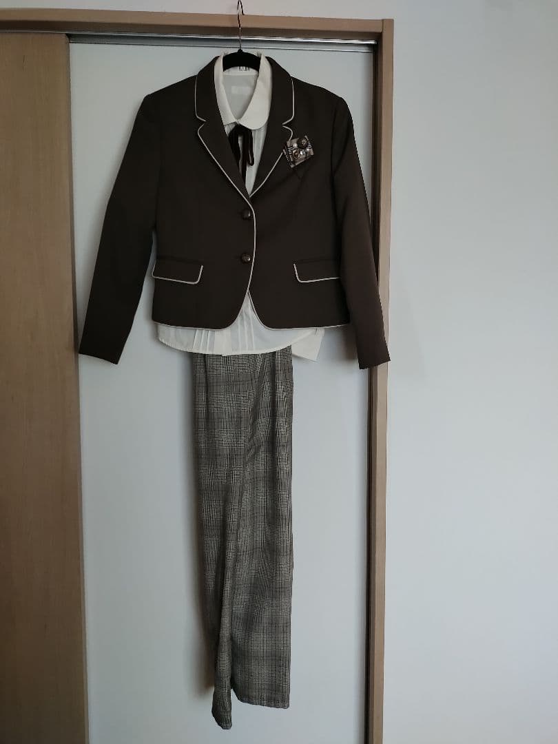 ELLE EN EOIR 卒業式、入学式ブレザーワイドパンツスーツ 160