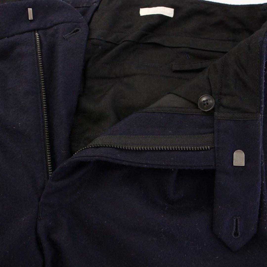 COMOLI フラノバックストラップパンツ