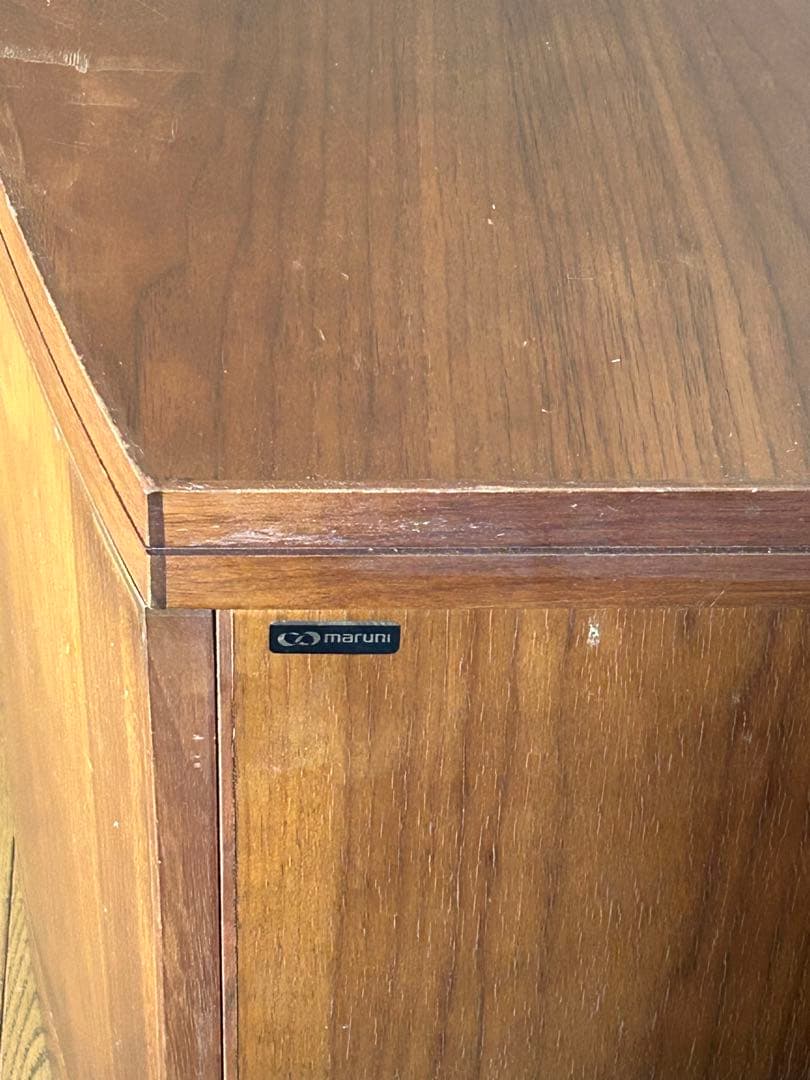マルニ　テレビボード ウォールナット　ダークブラウン 曲線デザイン　中央のみ