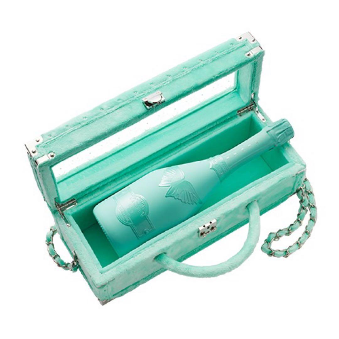 エンジェル　ドゥミセック　リミテッドサマー　グリーン　ファータイプ　新品箱付き