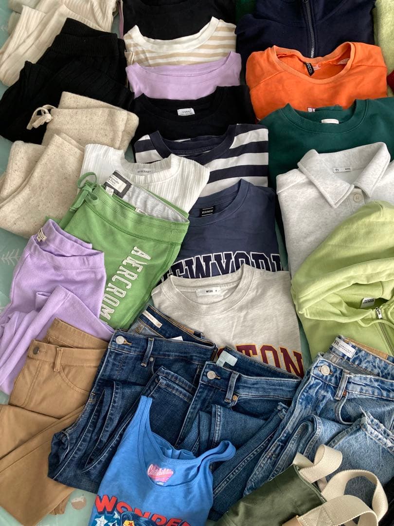 レディース服　まとめ売り☆トップス　パンツ　ジーンズ　ロングスカート☆Mサイズ