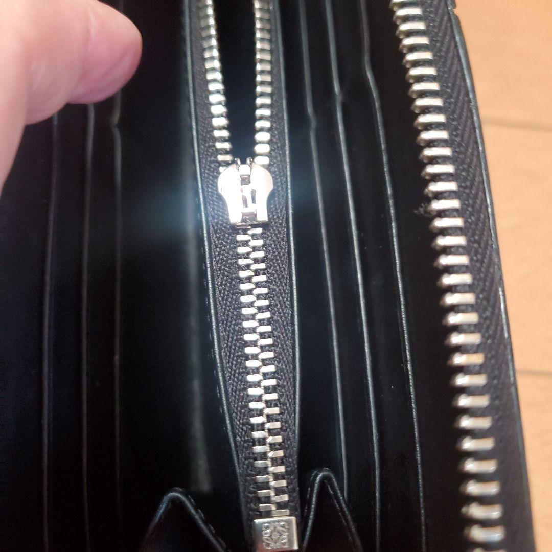 LOEWE　長財布