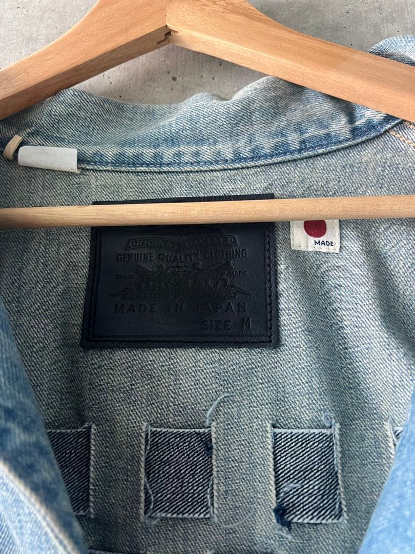 Levi’s ユーティリティトラッカージャケット ミディアムインディゴ　デニム