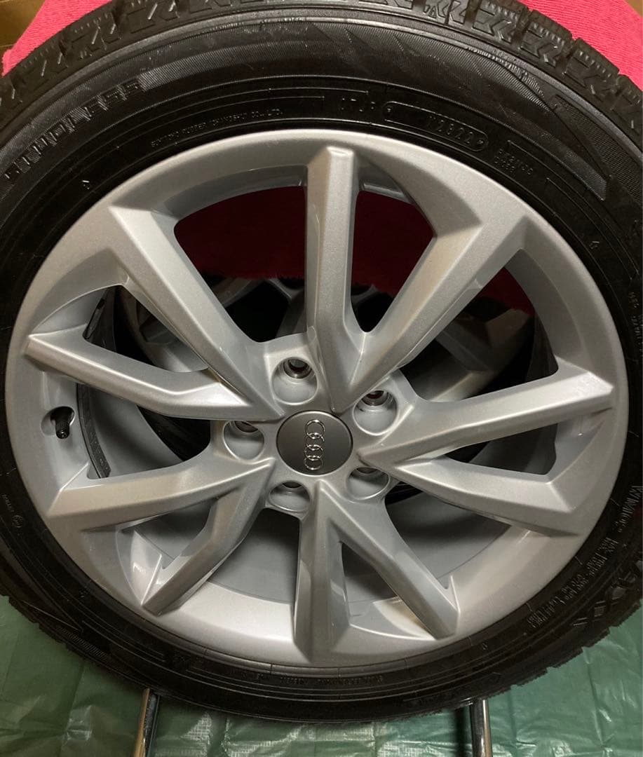 《新品同様》 アウディ純正ホイール、スタッドレスタイヤx4本
