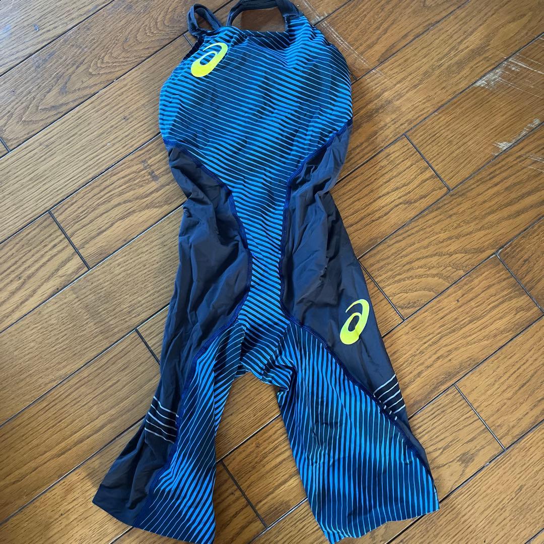 ASICS 高速水着